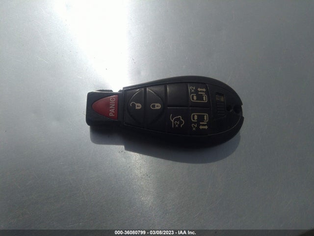 Dodge Grand Caravan Sxt 30th Anniversary 2014 2C4RDGCG7ER226871 Image 3
