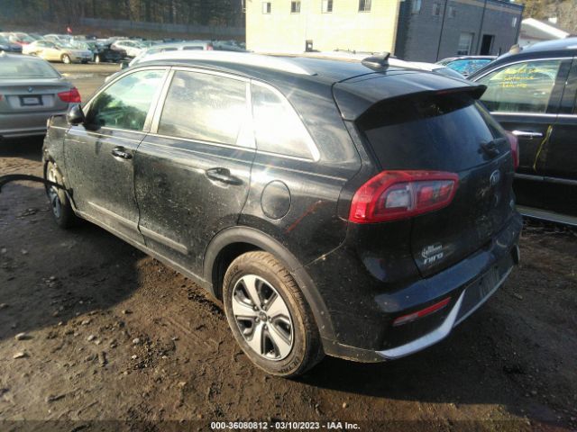 KNDCB3LC9H5082324 KIA NIRO LX