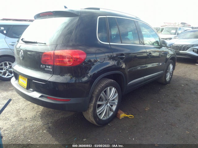 WVGBV3AX3EW563146 Volkswagen TIGUAN SE
