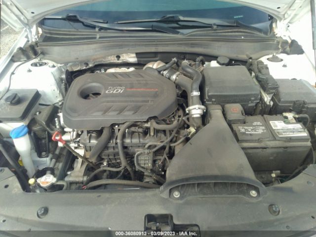 5XXGW4L28GG017686 KIA Optima Sx Turbo