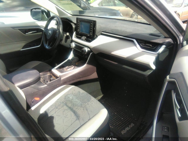 2020 TOYOTA RAV4 XLE VIN: 2T3P1RFV4LC106083