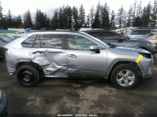 2020 TOYOTA RAV4 XLE VIN: 2T3P1RFV4LC106083