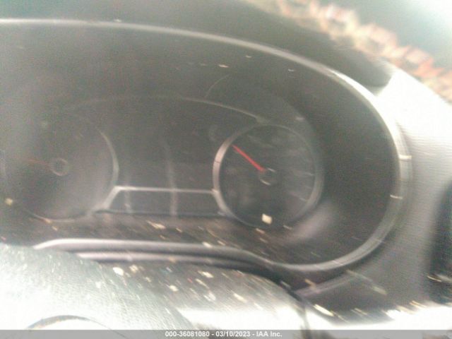 KNDJX3AAXJ7537833 KIA Soul !