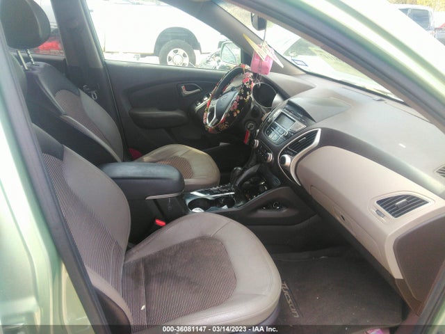 2012 HYUNDAI TUCSON GLS VIN: KM8JUCAC2CU511608