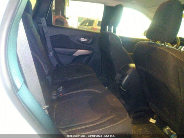 1C4PJMCB9HD217826 Jeep Cherokee Latitude