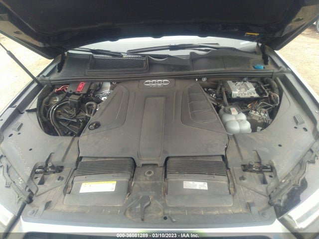 WA1LHAF75JD011130 Audi Q7 Premium Plus