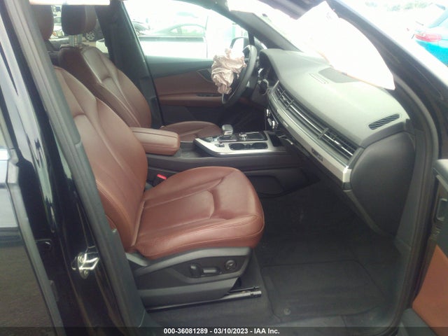 WA1LHAF75JD011130 Audi Q7 Premium Plus