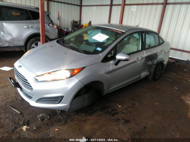 Ford FIESTA SE 2014 3FADP4BJ0EM235955 Image 2
