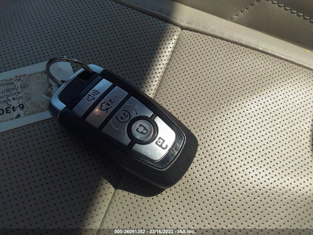 Ford Explorer Platinum 2018 1FM5K8HT5JGB09409 Image 3