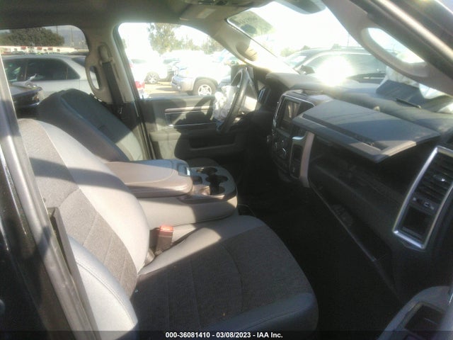 3C6RR7LT5HG736068 RAM 1500