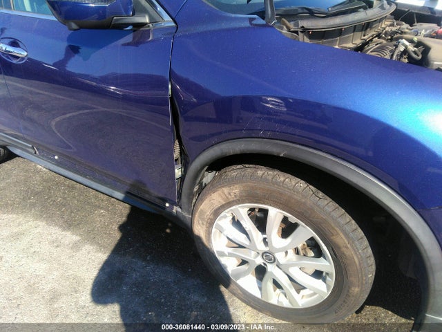 2017 NISSAN ROGUE SV VIN: 5N1AT2MT0HC890145