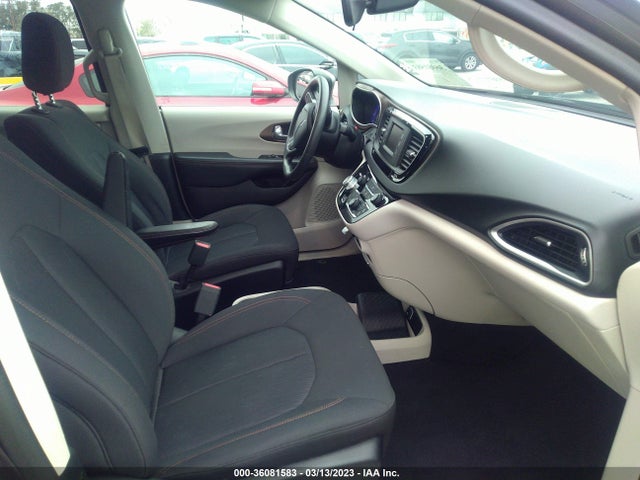 Chrysler Pacifica Lx 2017 2C4RC1CG5HR516157 Image 6