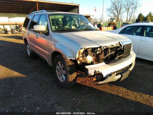 Lincoln Navigator 2004 5LMFU28R04LJ01016 Image 8