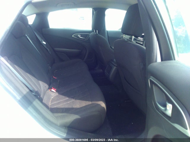 1C3CCCAB3FN635882 Chrysler 200 Limited
