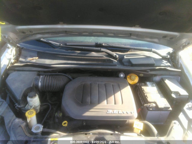2C4RC1HG2ER310606 Chrysler Town & Country S