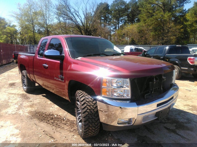 2013 CHEVROLET SILVERADO 1500 LT VIN: 1GCRCSE04DZ398253