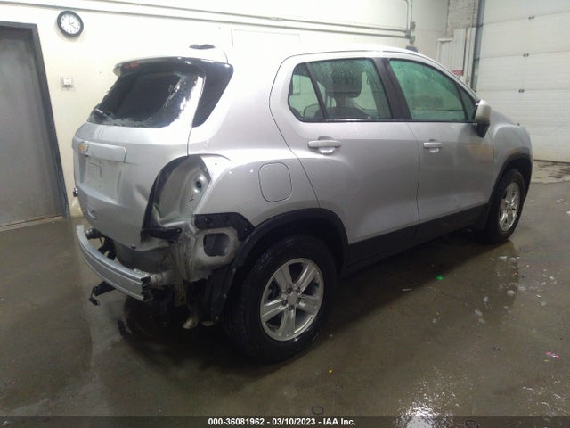 Chevrolet TRAX LS 2018 3GNCJNSB0JL286580 Image 5