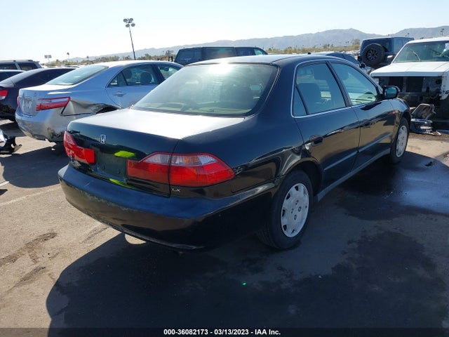 2000 HONDA ACCORD SDN LX VIN: JHMCG5641YC030374