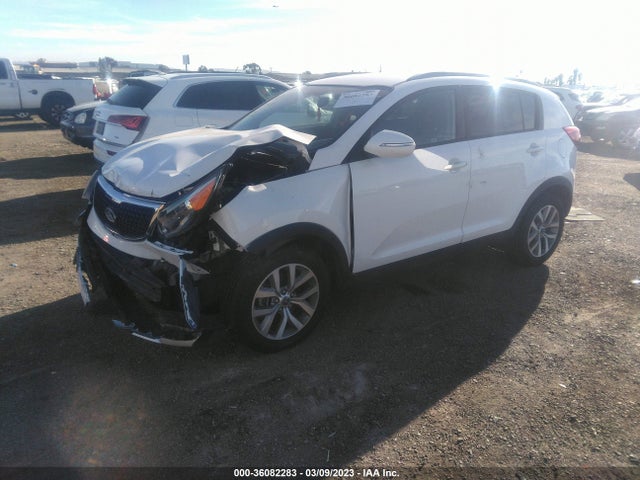 KIA Sportage Lx 2015 KNDPB3AC2F7784958 Image 2