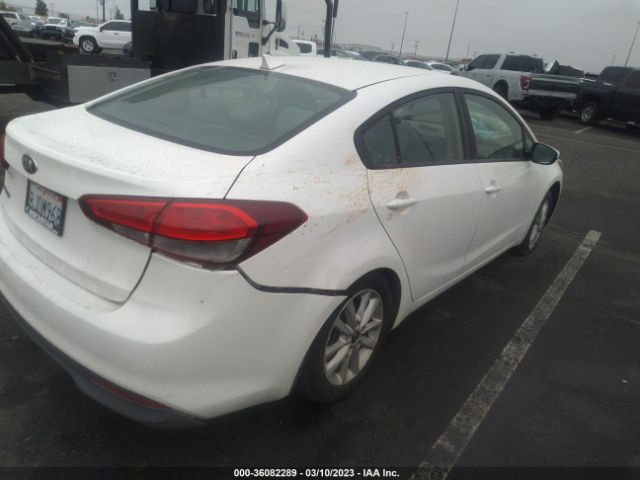 3KPFL4A70HE015301 KIA FORTE LX