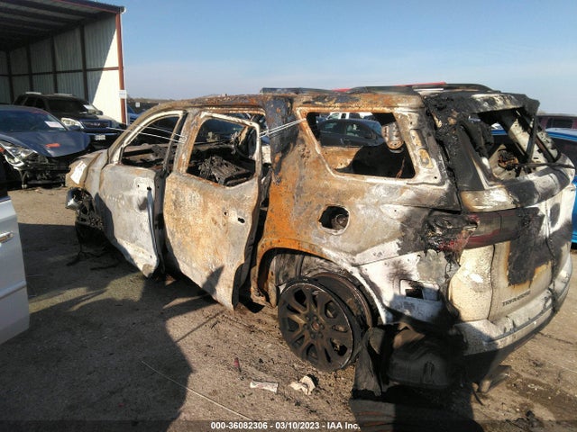 Chevrolet Traverse Premier 2018 1GNERKKWXJJ257288 Image 3