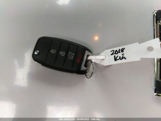 KNDJN2A23J7597560 KIA Soul Base