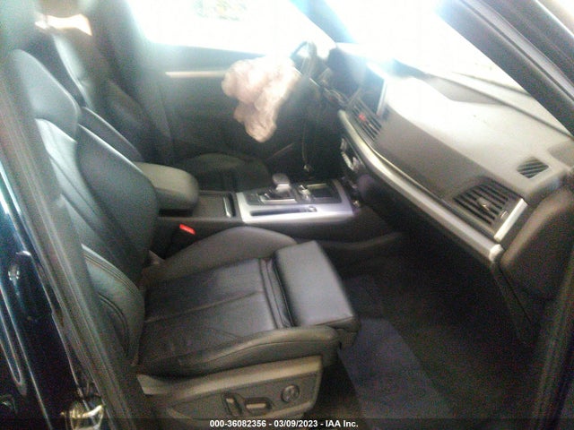 WA1ENAFY3L2077264 Audi Q5 Titanium Premium Plus