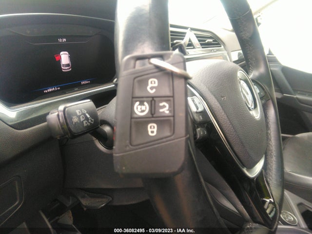 3VV4B7AX8JM180229 Volkswagen Tiguan Sel Premium