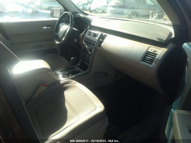 2009 FORD FLEX SE VIN: 2FMDK51C39BA21613