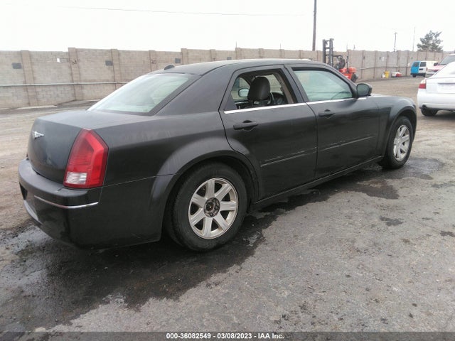 Chrysler 300 2005 2C3JA53G55H634127 Image 5
