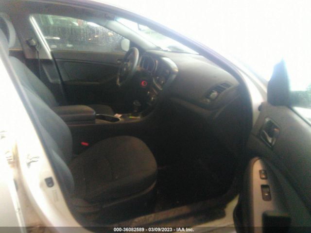 KNAGM4A70F5625495 KIA Optima Lx