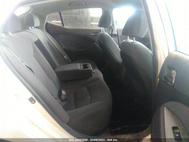 KNAGM4A70F5625495 KIA Optima Lx