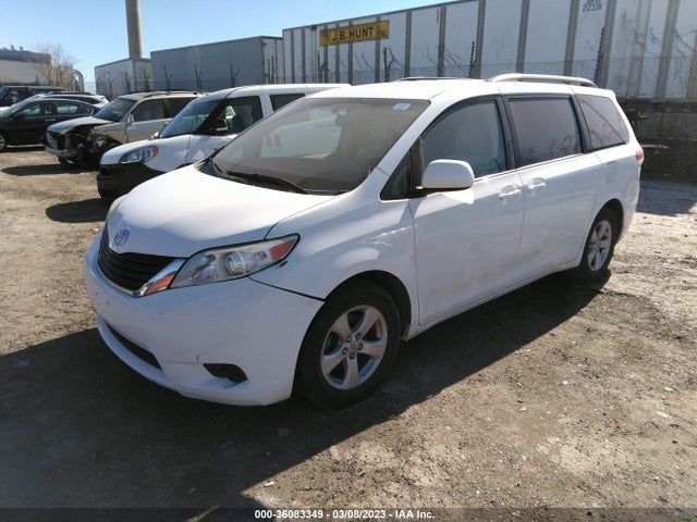 2012 TOYOTA SIENNA VIN: 5TDKA3DC6CS011923