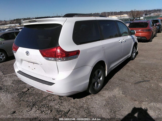 2012 TOYOTA SIENNA VIN: 5TDKA3DC6CS011923