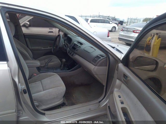 2002 TOYOTA CAMRY LE/SE/XLE VIN: 4T1BE32K02U621188