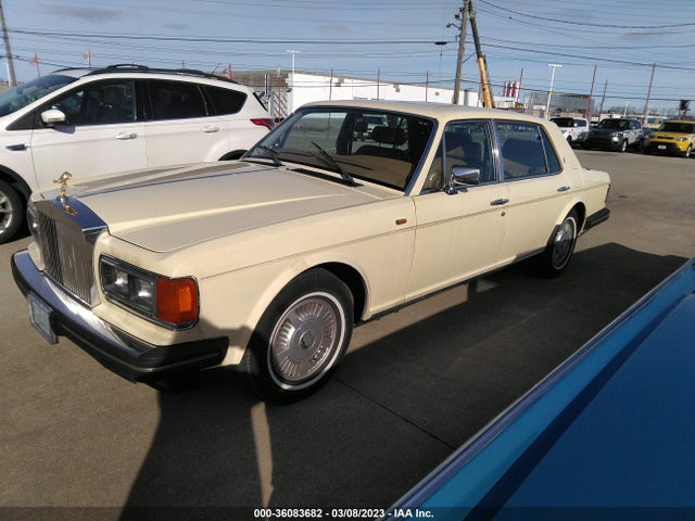 1987 ROLLS-ROYCE SILVER SPUR VIN: SCAZN02A7HCX21819