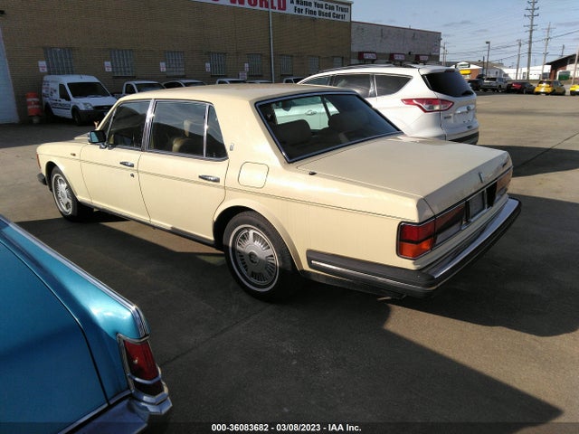 1987 ROLLS-ROYCE SILVER SPUR VIN: SCAZN02A7HCX21819