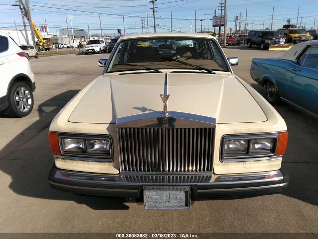 1987 ROLLS-ROYCE SILVER SPUR VIN: SCAZN02A7HCX21819