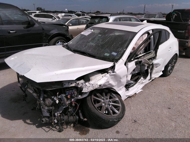 2018 MAZDA MAZDA3 5-DOOR GRAND TOURING VIN: 3MZBN1M33JM268377