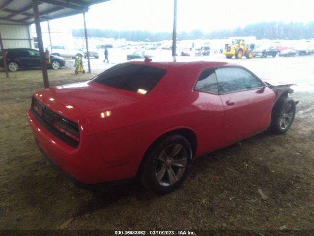 2C3CDZAG4GH232015 Dodge Challenger Sxt