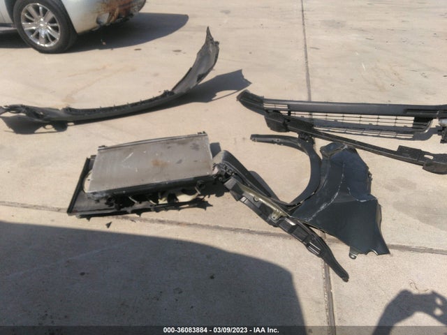 Toyota Highlander Limited 2015 5TDYKRFH4FS094307 Image 4