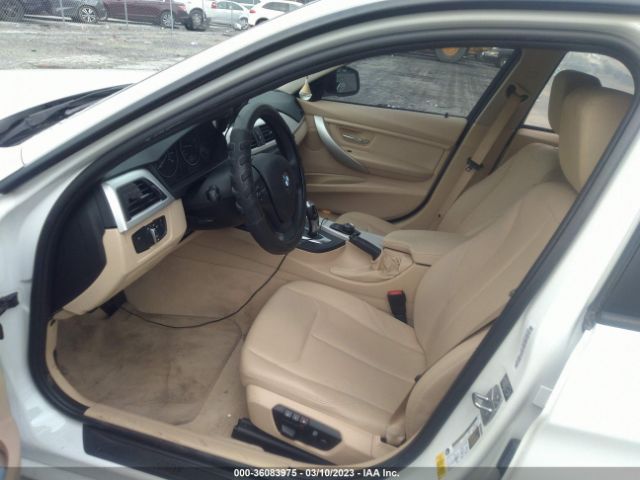 WBA3B1C52EK131055 BMW 3 Series 320i