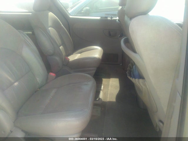 2001 CHRYSLER TOWN & COUNTRY LIMITED VIN: 2C8GP64L81R208246