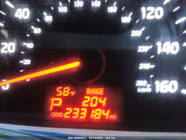 5XYKT3A6XFG627750 KIA SORENTO LX