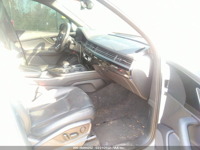 WA1VAAF79HD009582 Audi Q7 Prestige