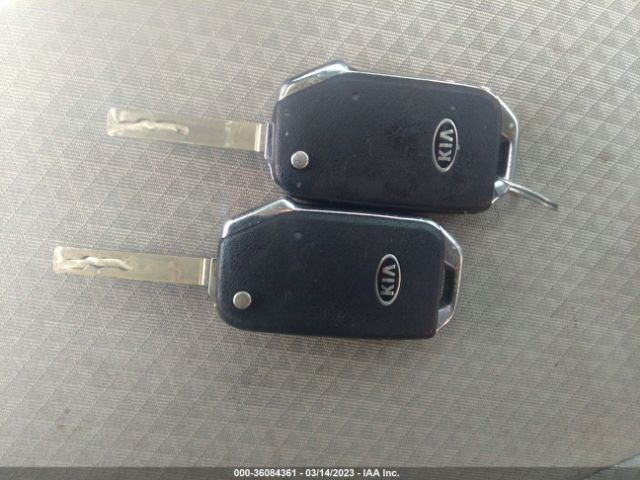 KNDJ23AU8L7709529 KIA SOUL LX