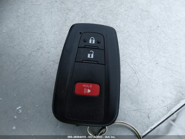 2021 TOYOTA RAV4 XLE VIN: 2T3P1RFVXMC248651