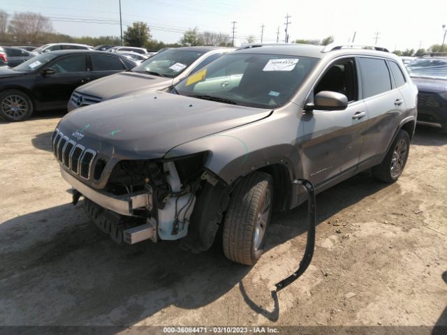 1C4PJLCX8KD340868 Jeep Cherokee Latitude