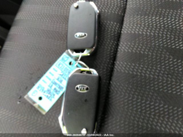 KNDPMCAC0N7981832 KIA Sportage Lx