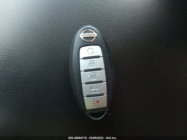 2014 NISSAN PATHFINDER SL VIN: 5N1AR2MM2EC692993